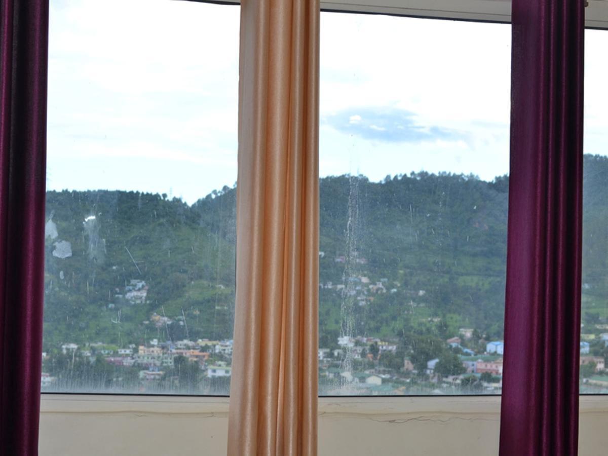 Oyo 37525 Hotel Mall Palace Pithorāgarh エクステリア 写真
